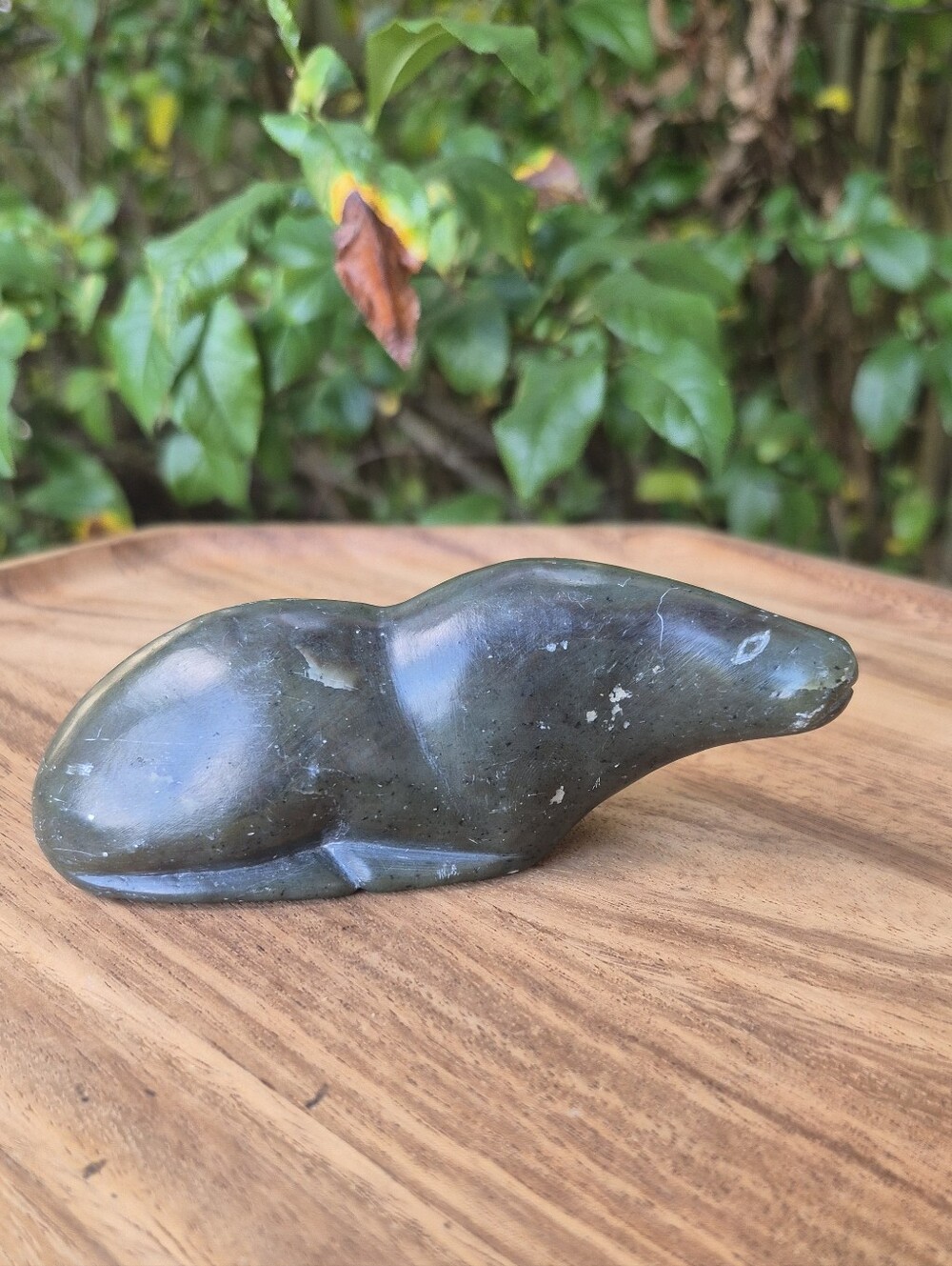 Authentic Vintage Canadian Inuit Soapstone Seal Carving 4.5" With Orig Sticker